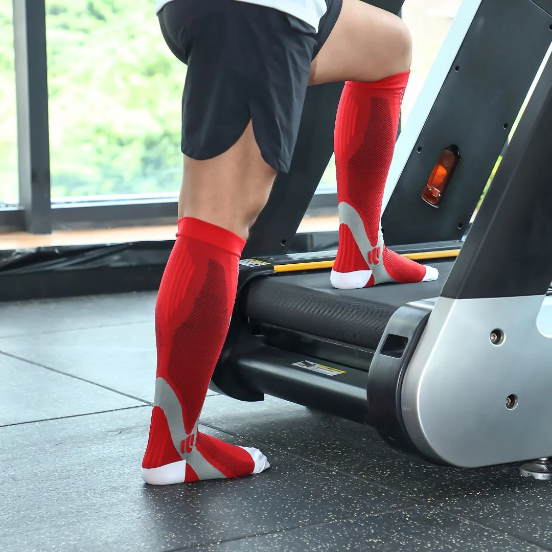 Vero Medic Compression Socks - Red - Image 4